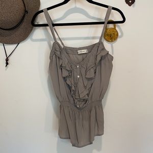Comfy & sexy! EUC. Khaki adjustable straps. M.